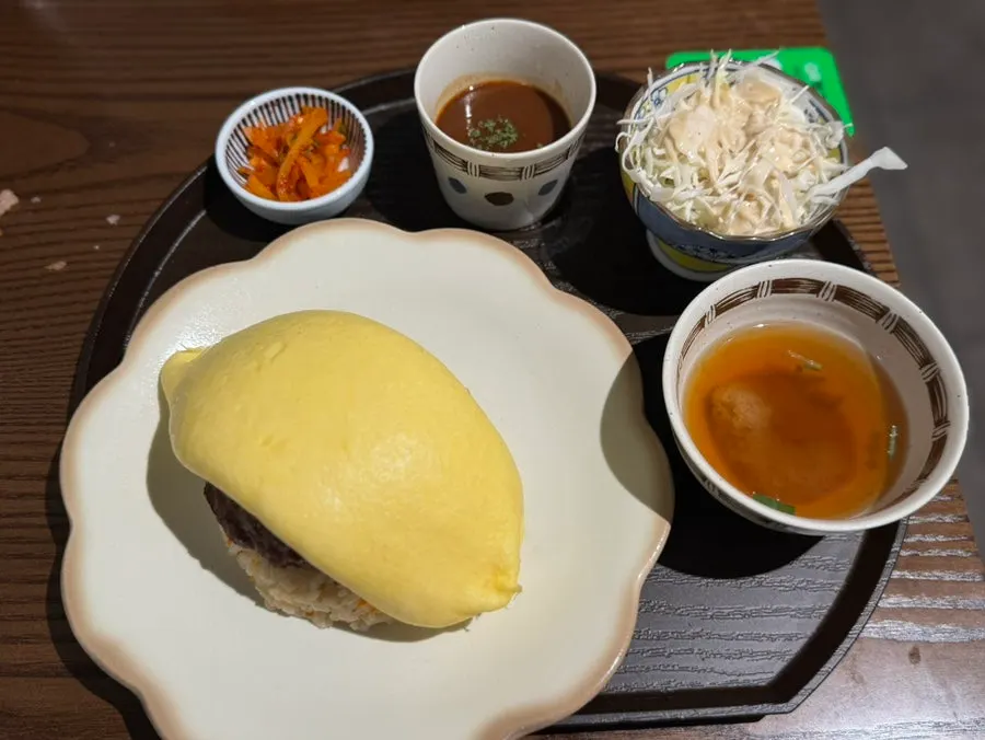규카츠와 공기밥, 미소된장국 한 상