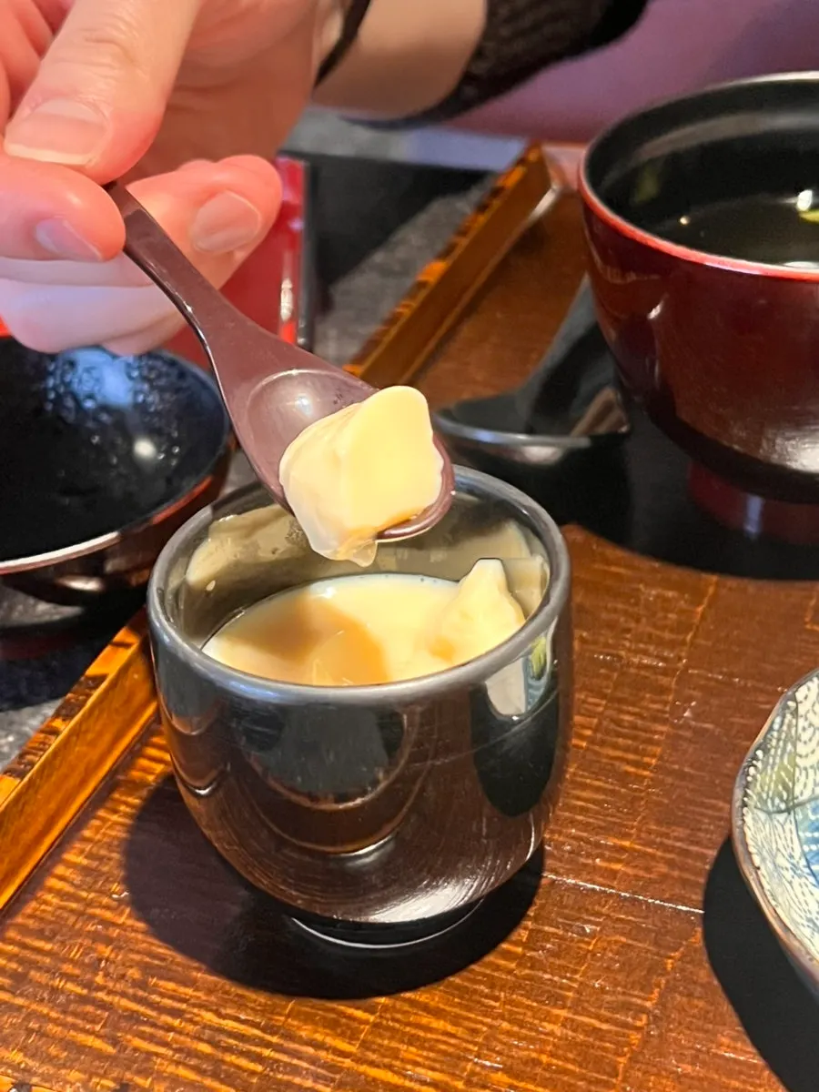 푸딩처럼 부드러운 만목 새우계란찜
