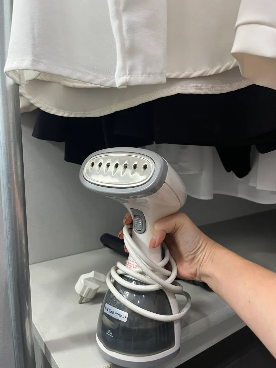 사진관에 비치된 스팀다리미