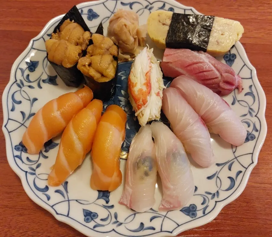 A plate of in-season amberjack sushi