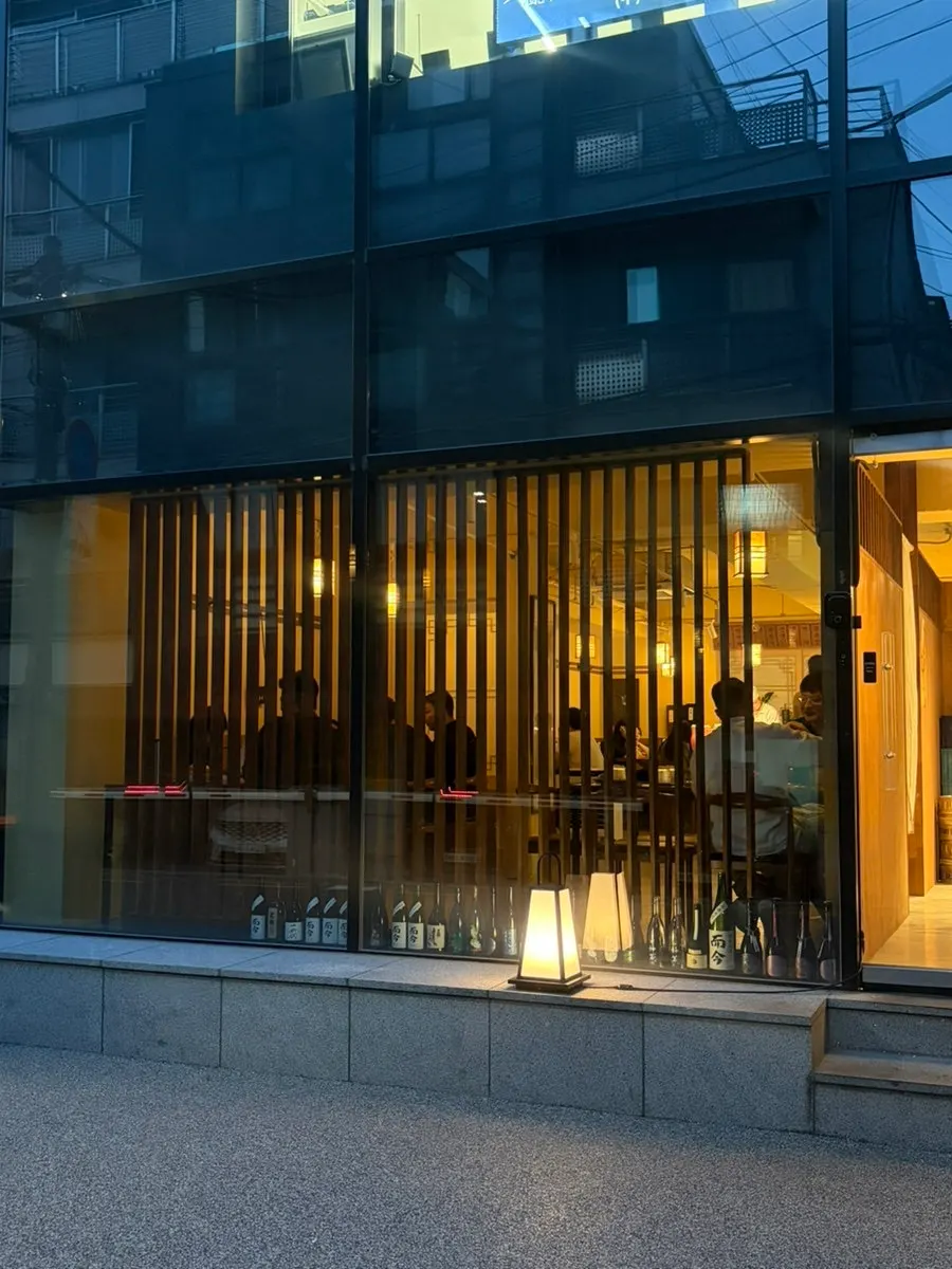 Sakai's entrance in a quiet alley near Seolleung Station