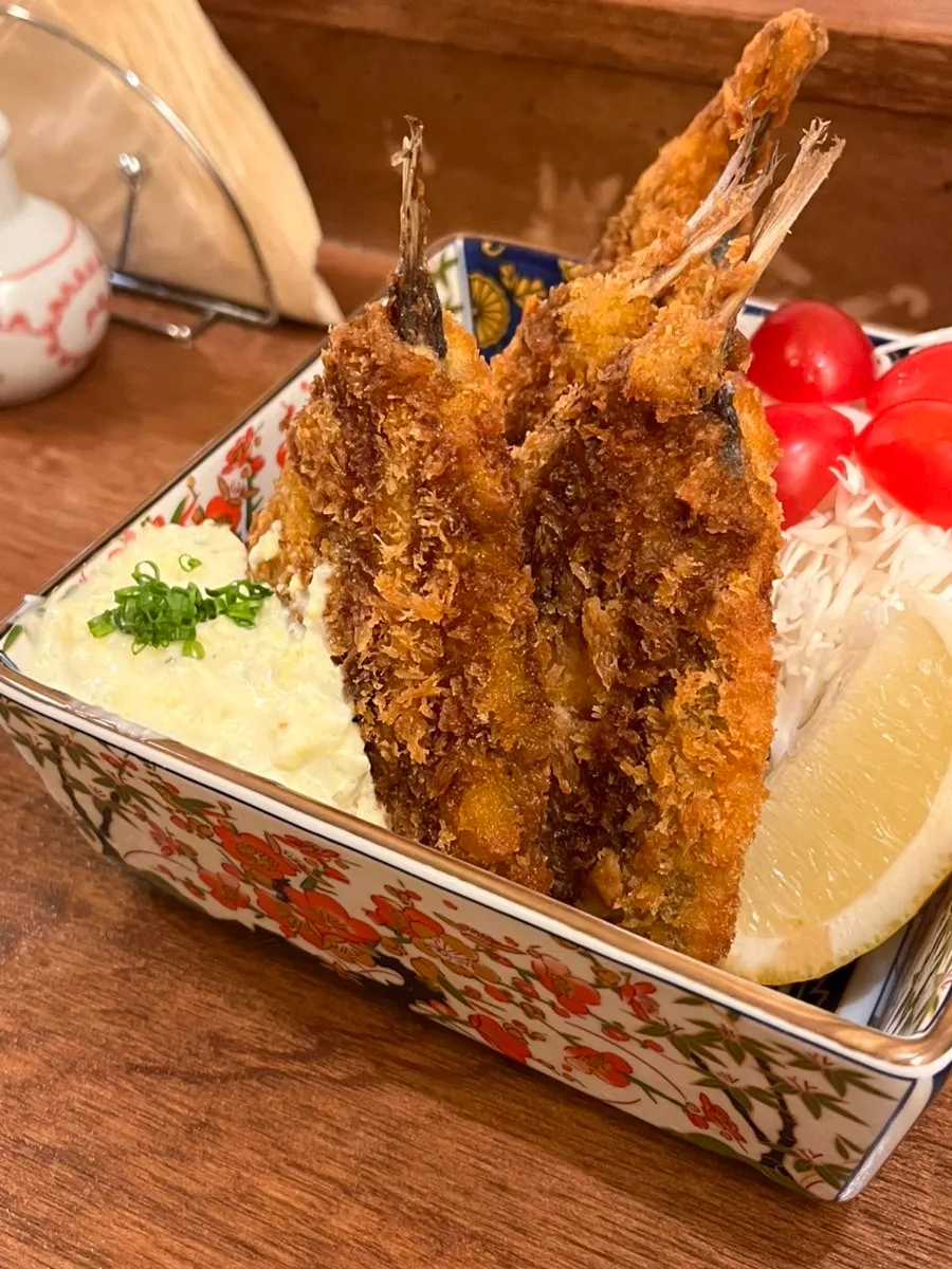 Horse mackerel fry served with sauce