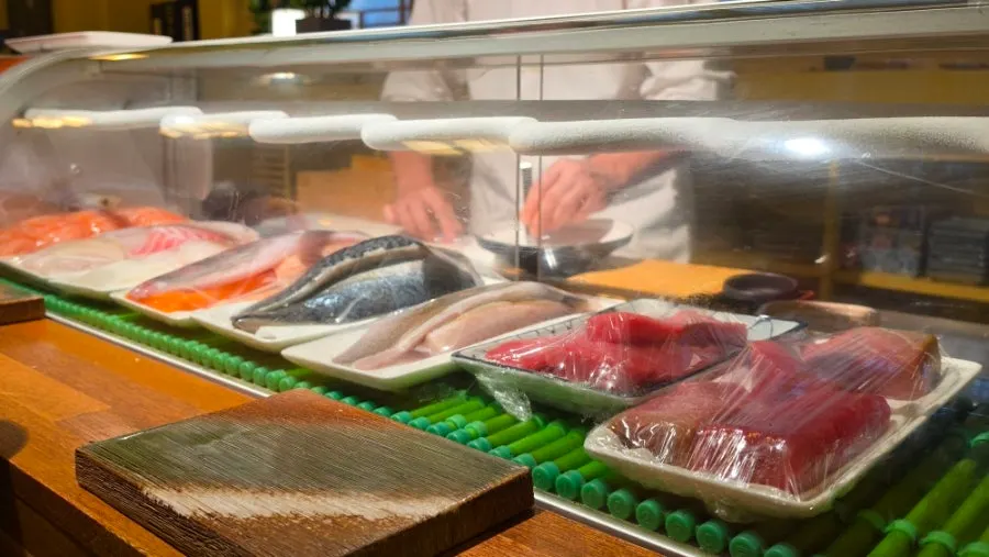 First round of nigiri ordered on a plate