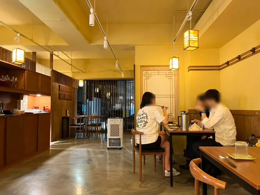 View of the counter seating at Sakai