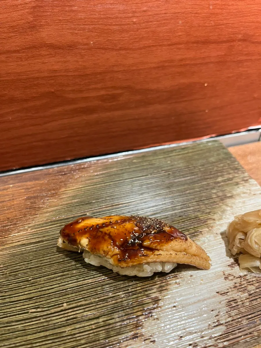 Sea urchin (uni) sushi at Sakai