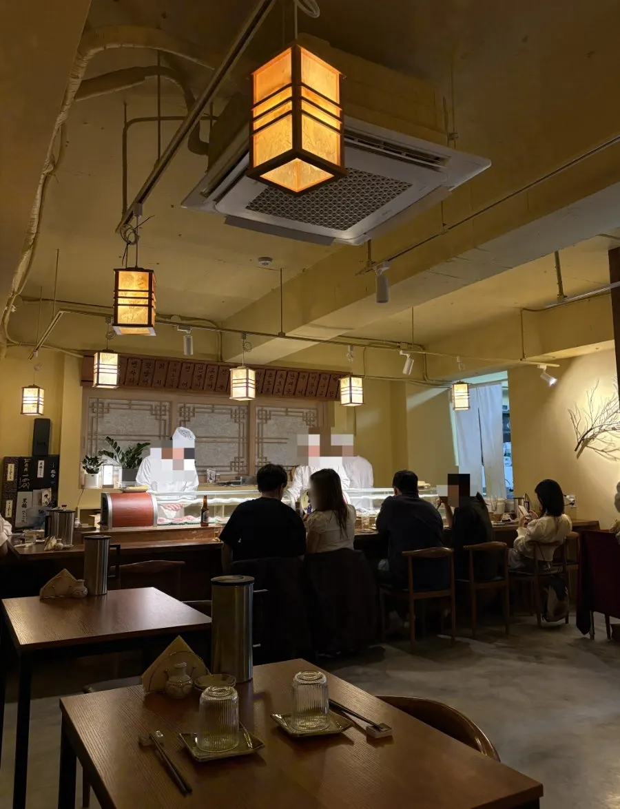 Interior mood and lighting inside Sakai