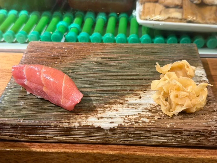 Soy-cured akami nigiri