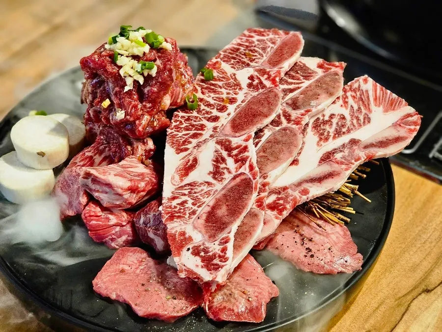 Uno Korean beef and meal menu information