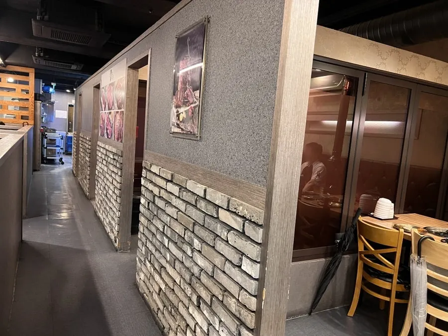 Interior of Uno's hall tables