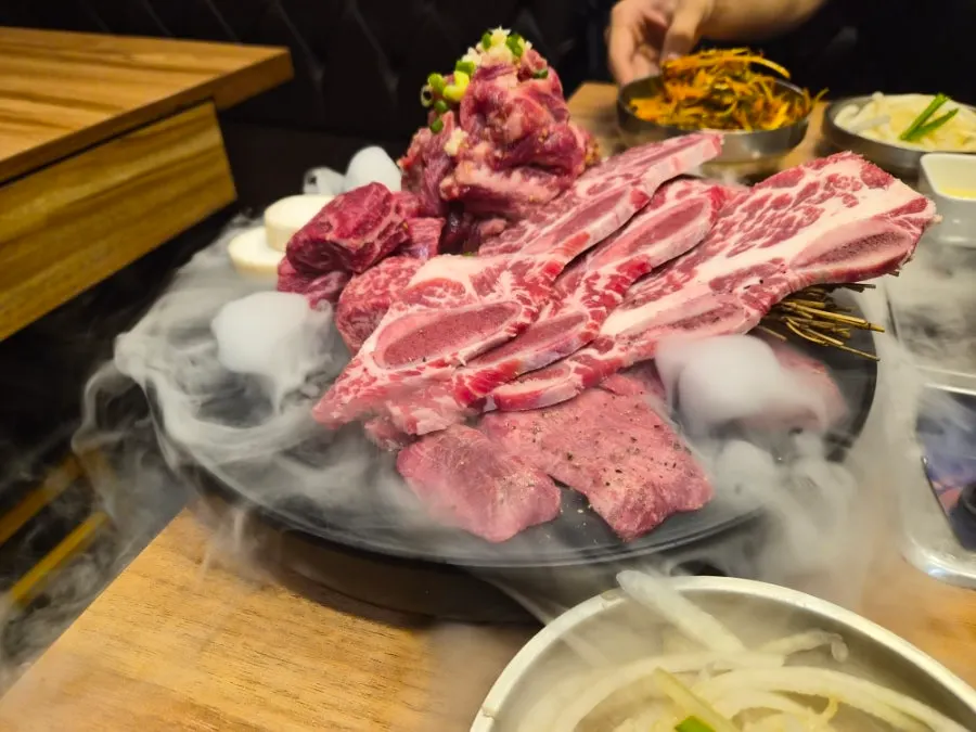 우노 갈비모듬 800g 생고기 플레이팅