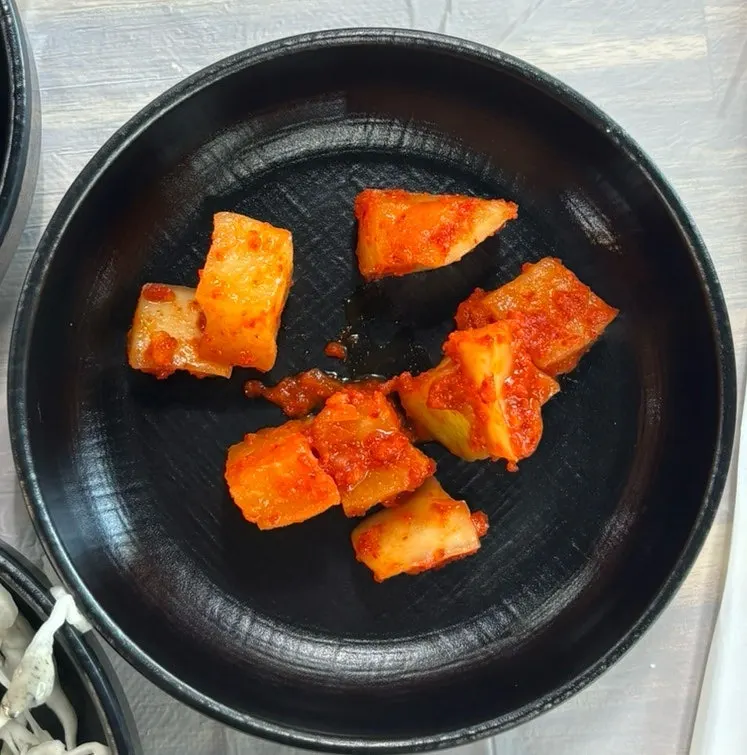 섬마을 기본 반찬 깍두기