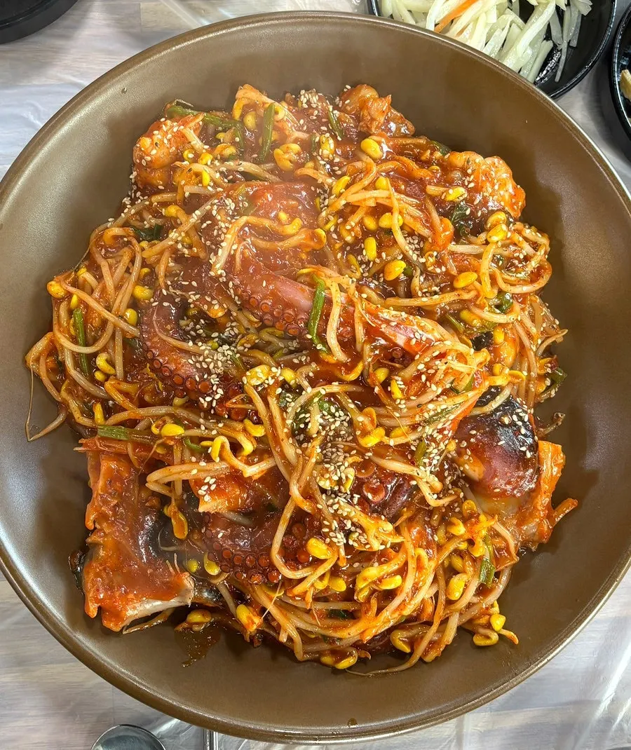 섬마을 아구문어찜 중 사이즈 한 상