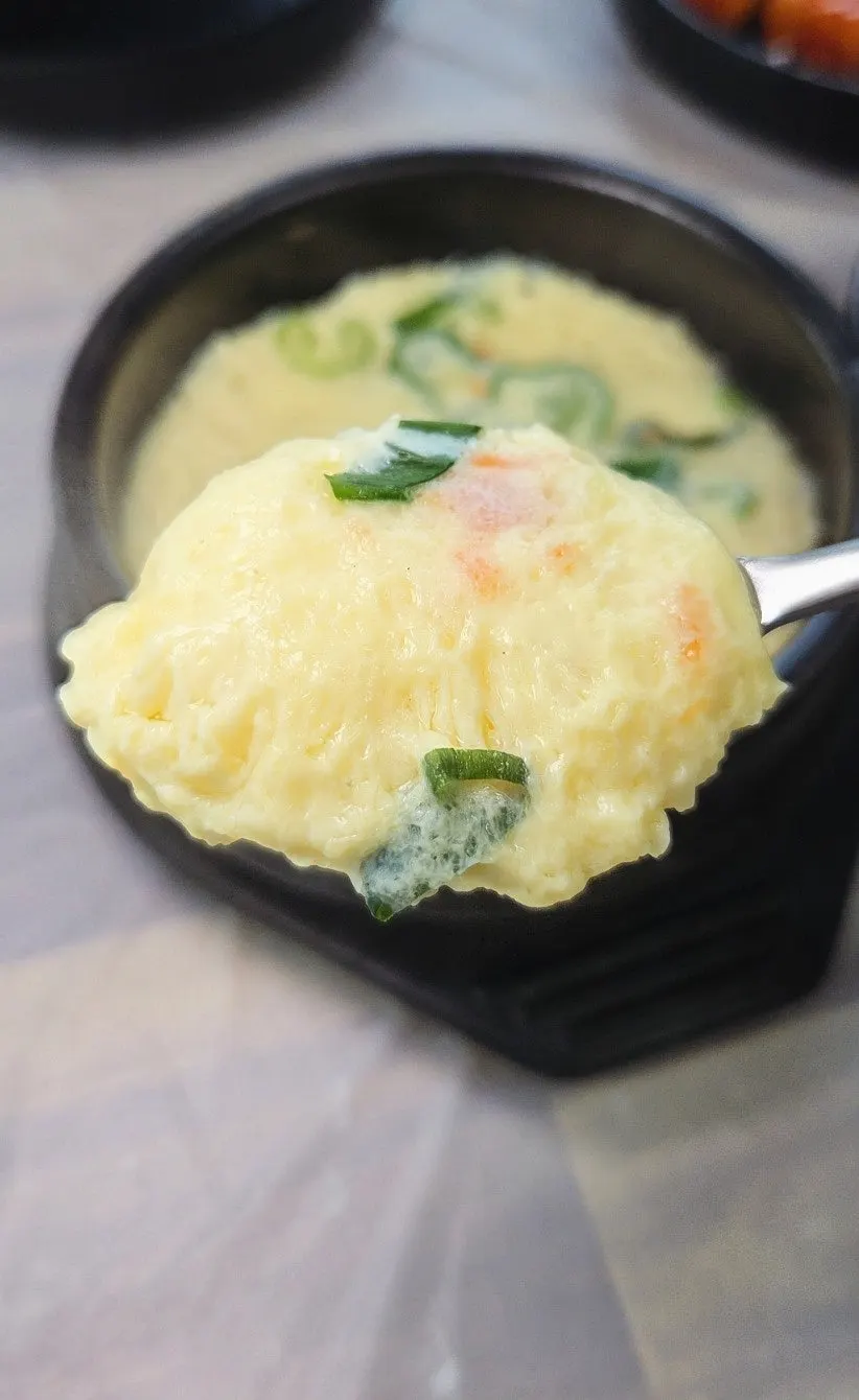 섬마을 상차림 전체 모습