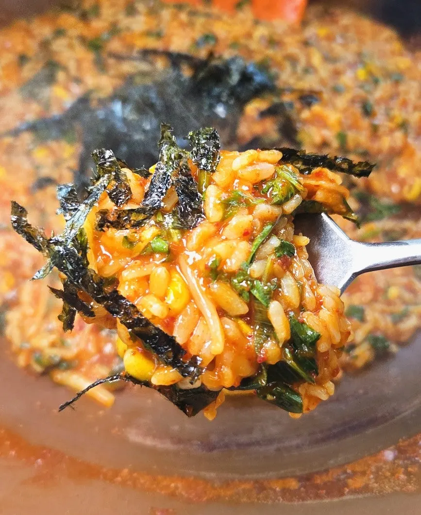 완성되어 나온 아구찜 양념 볶음밥