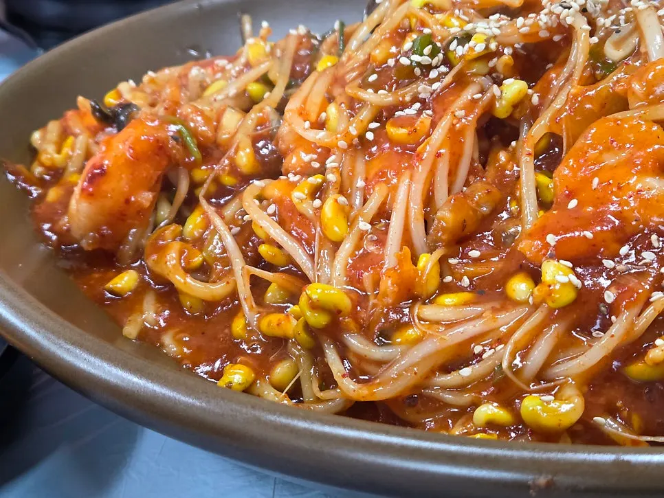와사비 간장에 찍은 아귀살