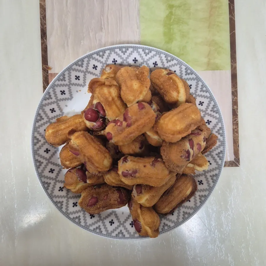 식은 뒤 먹은 땅콩빵과 계란빵