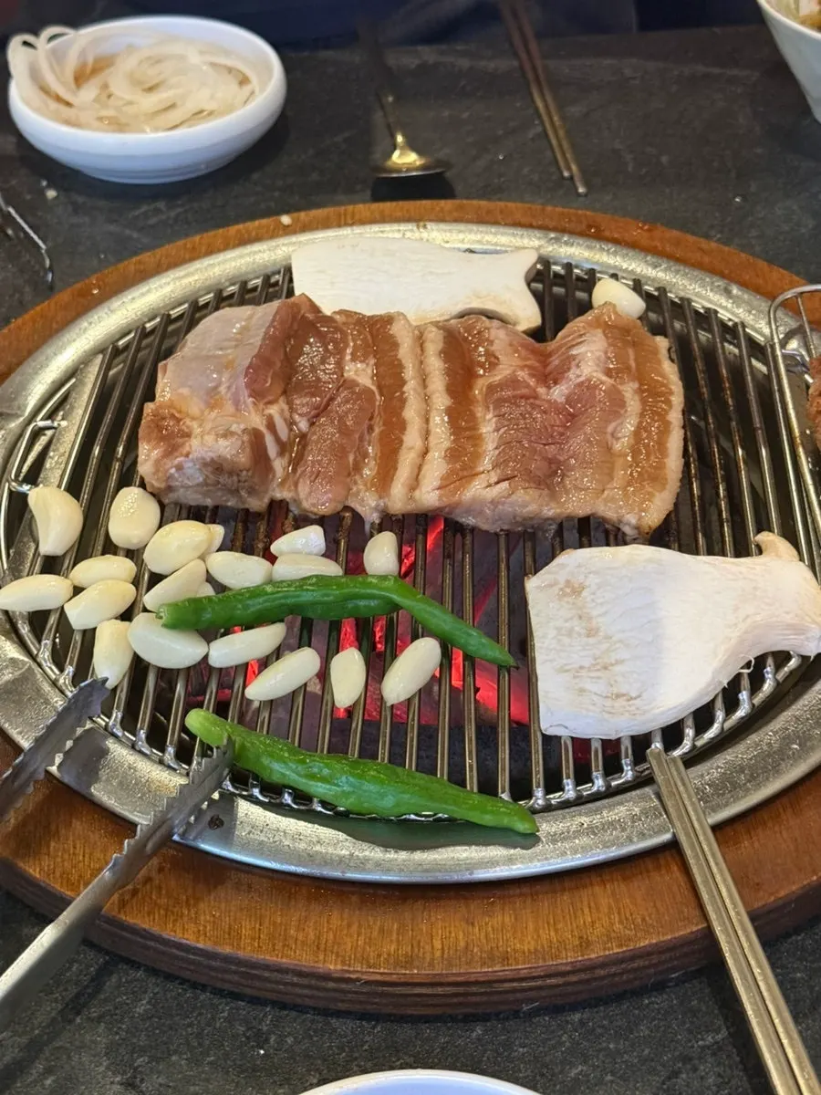 Marinated pork ribs meal
