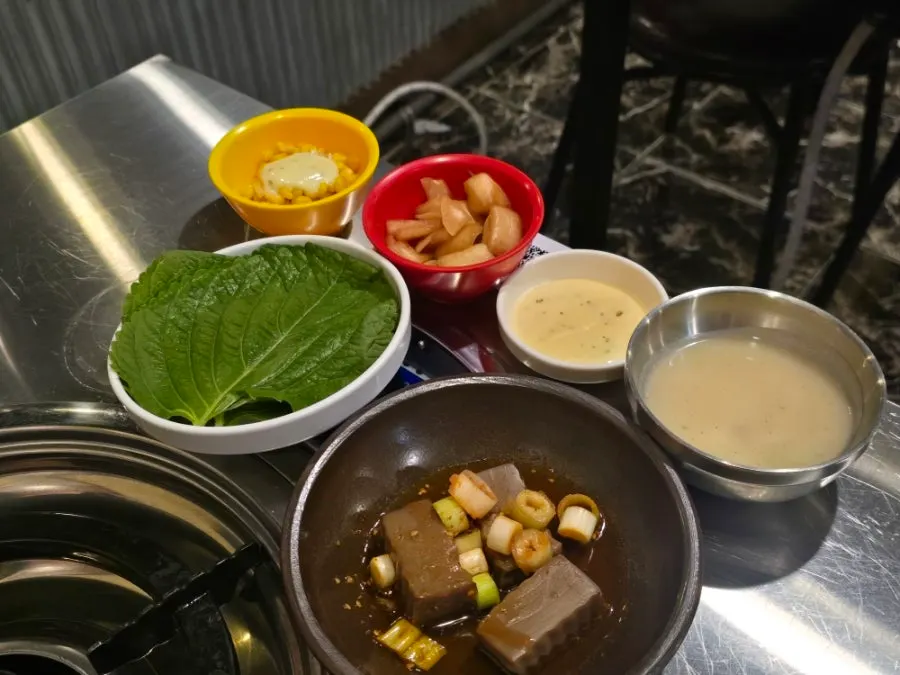 갈비찜과 라면사리 사이드 주문 구성