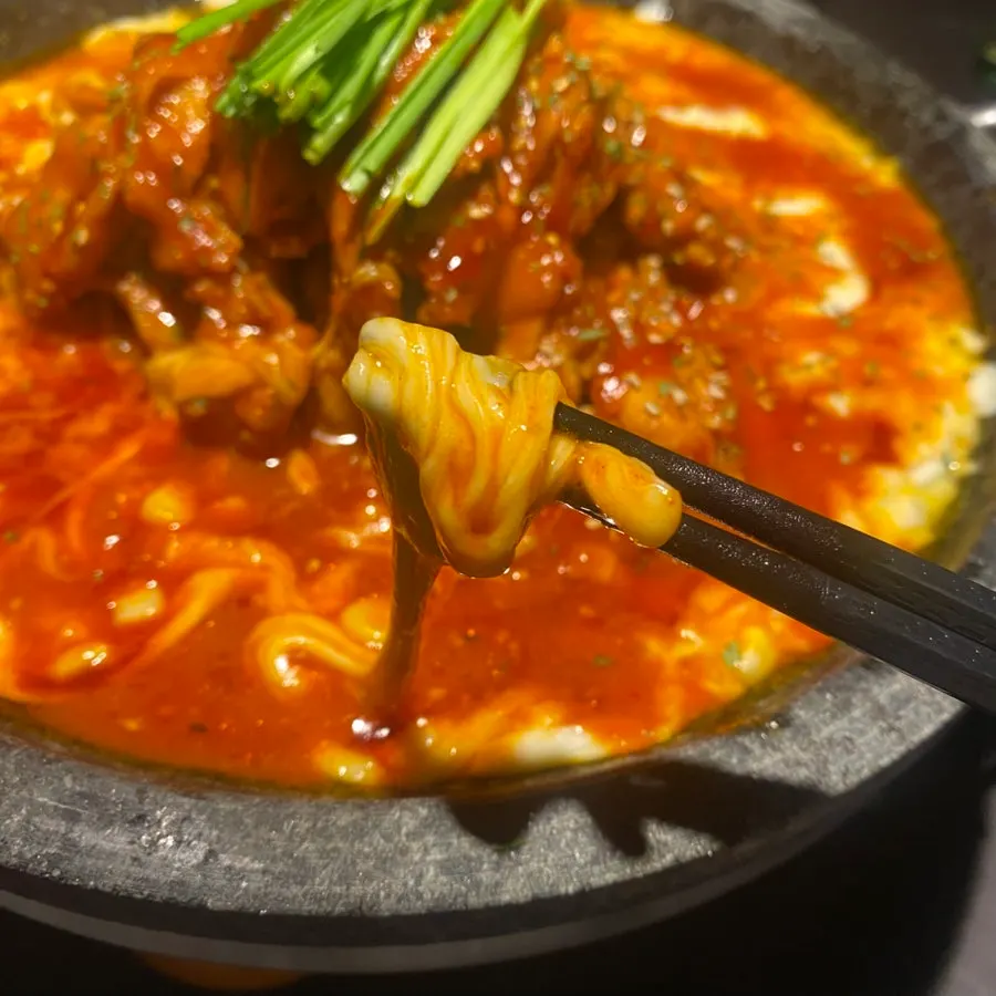 Cheese-bomb Yuumangju Eda Moat Dak
