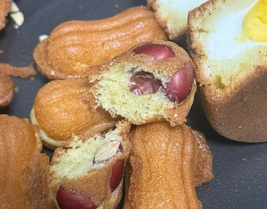 Daeshin Peanut Bread packed full of peanuts