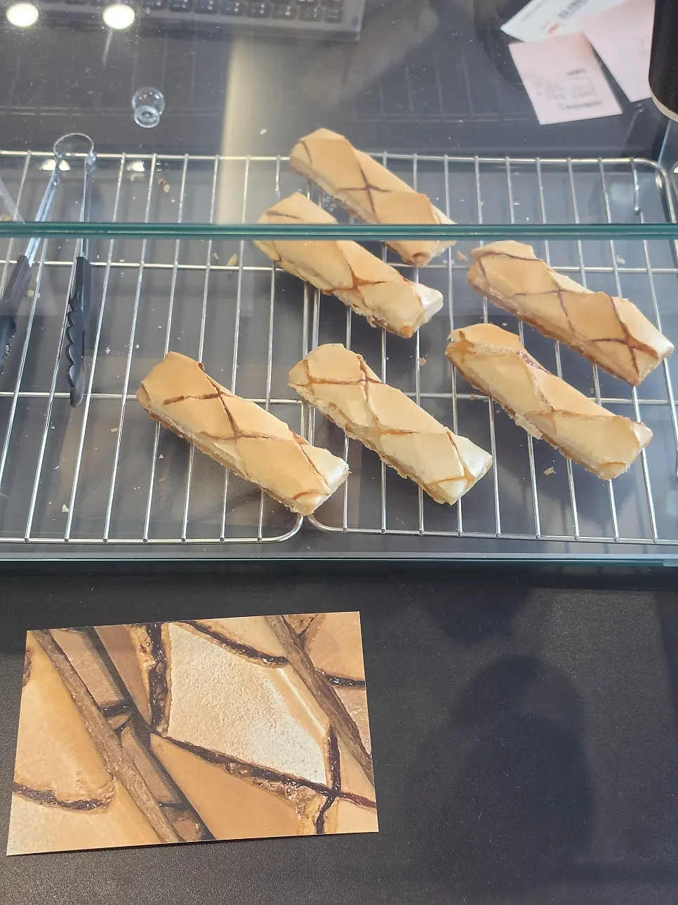 Basque cheesecake and Nunettine