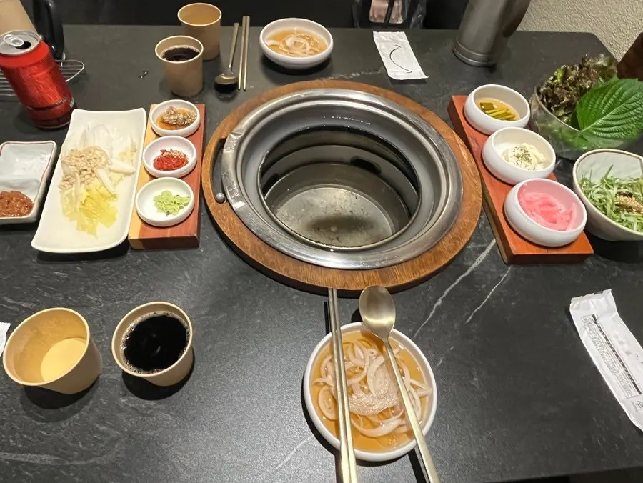 Interior of Gilchon Sutbul Galbi Seomyeon Main Branch