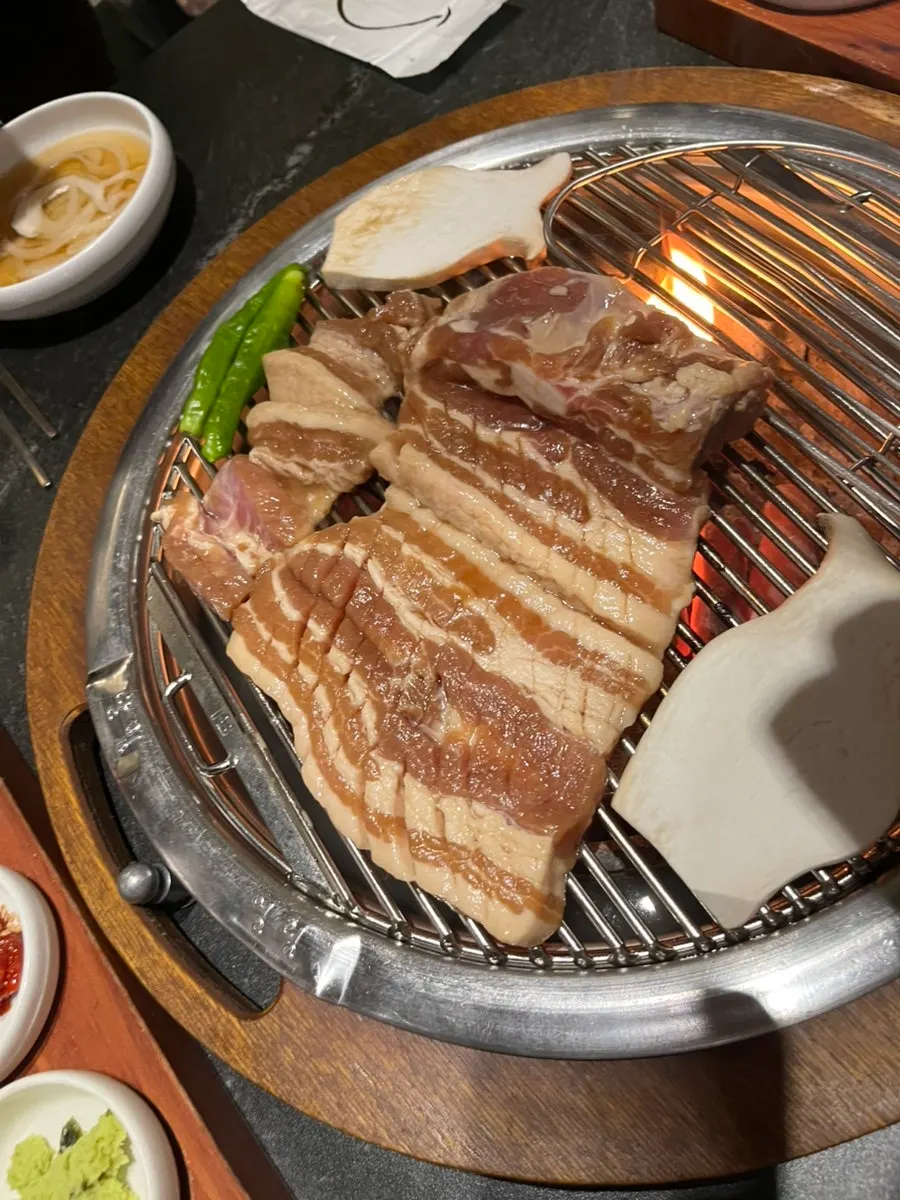 Table set with ordered marinated pork ribs