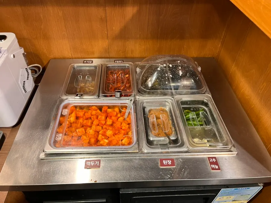 매장에서 판매하는 갈비탕 밀키트