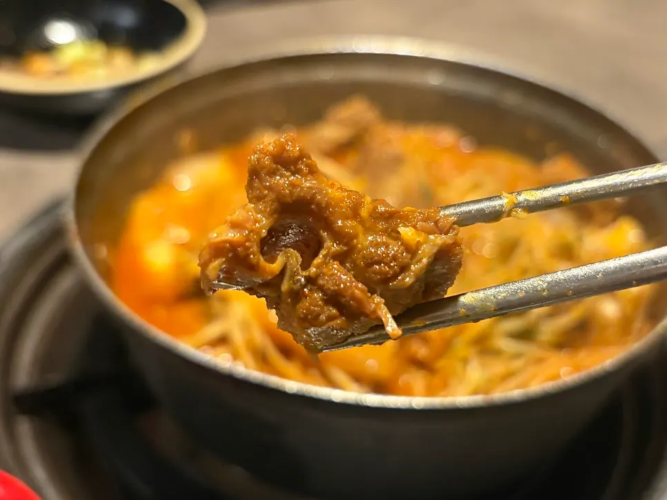 직원이 손질해준 갈비살