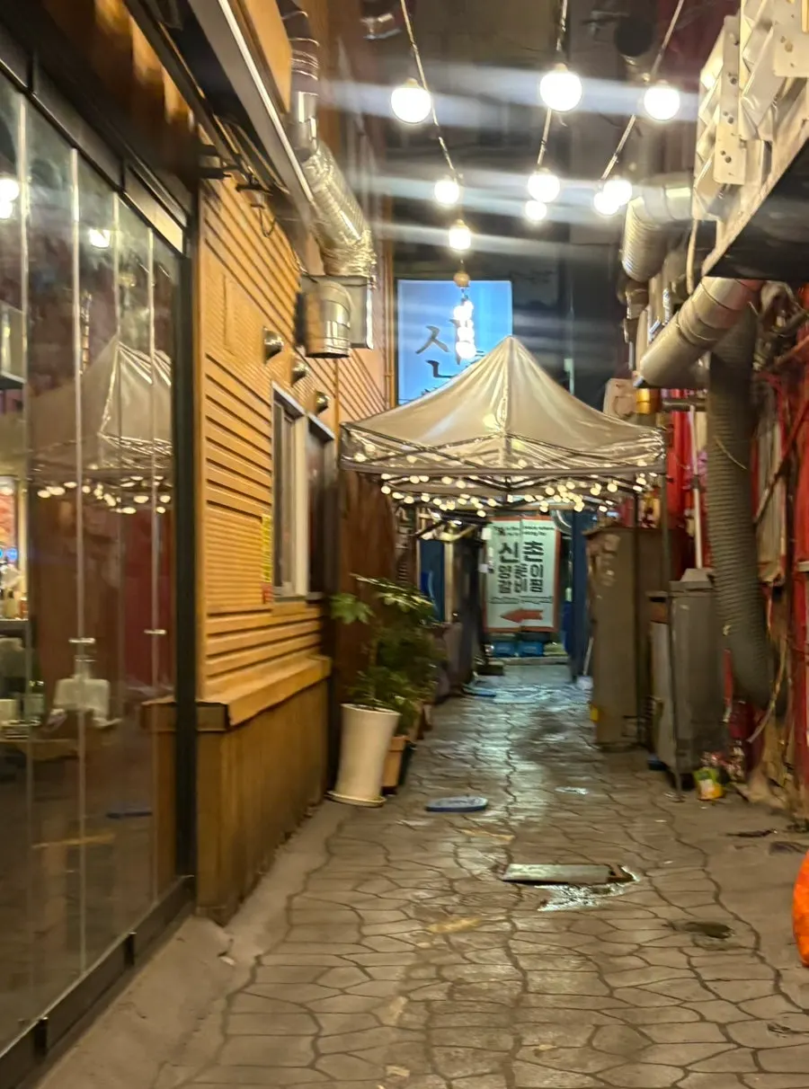 Exterior of Sinchon Yangpuni Seomyeon Main Branch