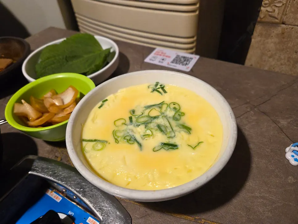 묵은지를 추가해 함께 끓인 갈비찜