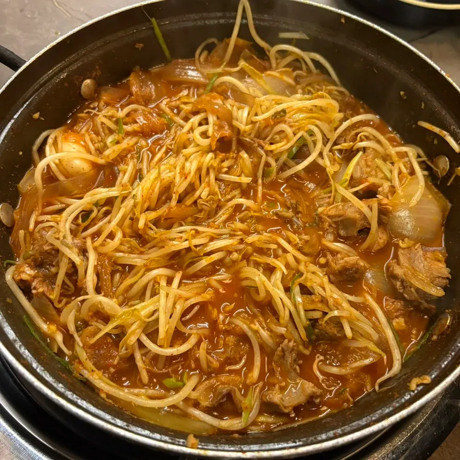 Jeolla aged kimchi cut into bite-sized pieces