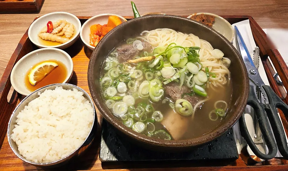 강 갈비탕 한 상 차림