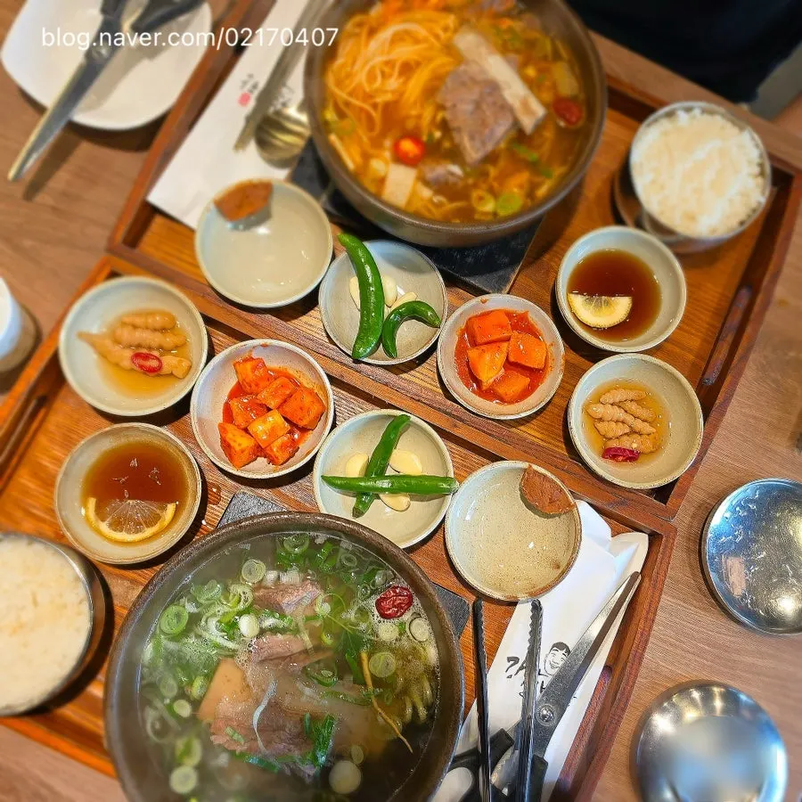 Self-serve side dish bar with unlimited refills