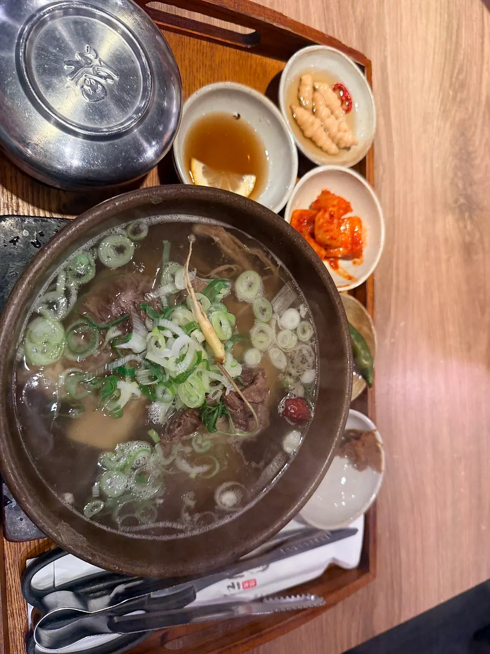 Interior seating at Gang Galbitang Seomyeon