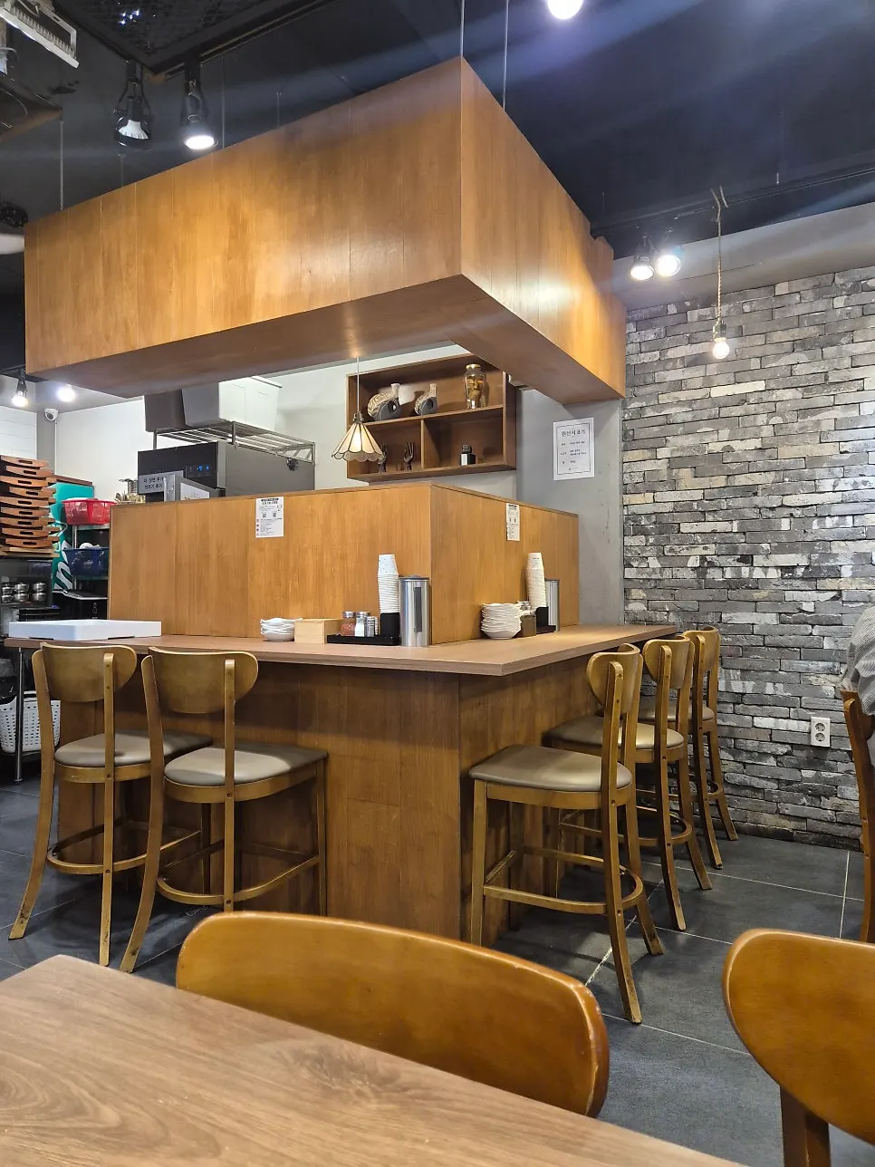 강갈비탕 서면 매장 내부 좌석
