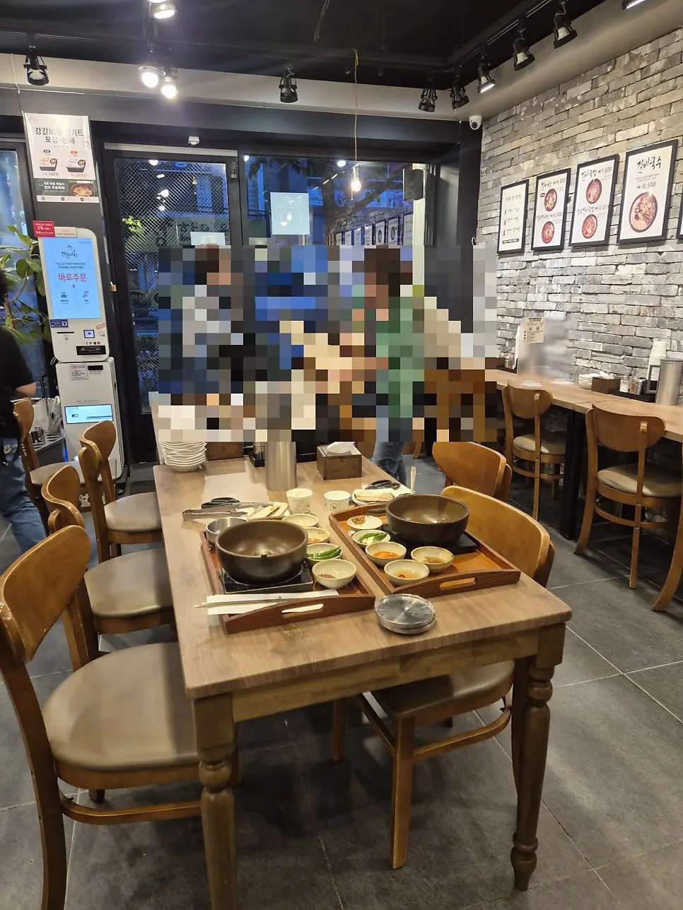 강갈비탕 서면 단체 좌석 공간