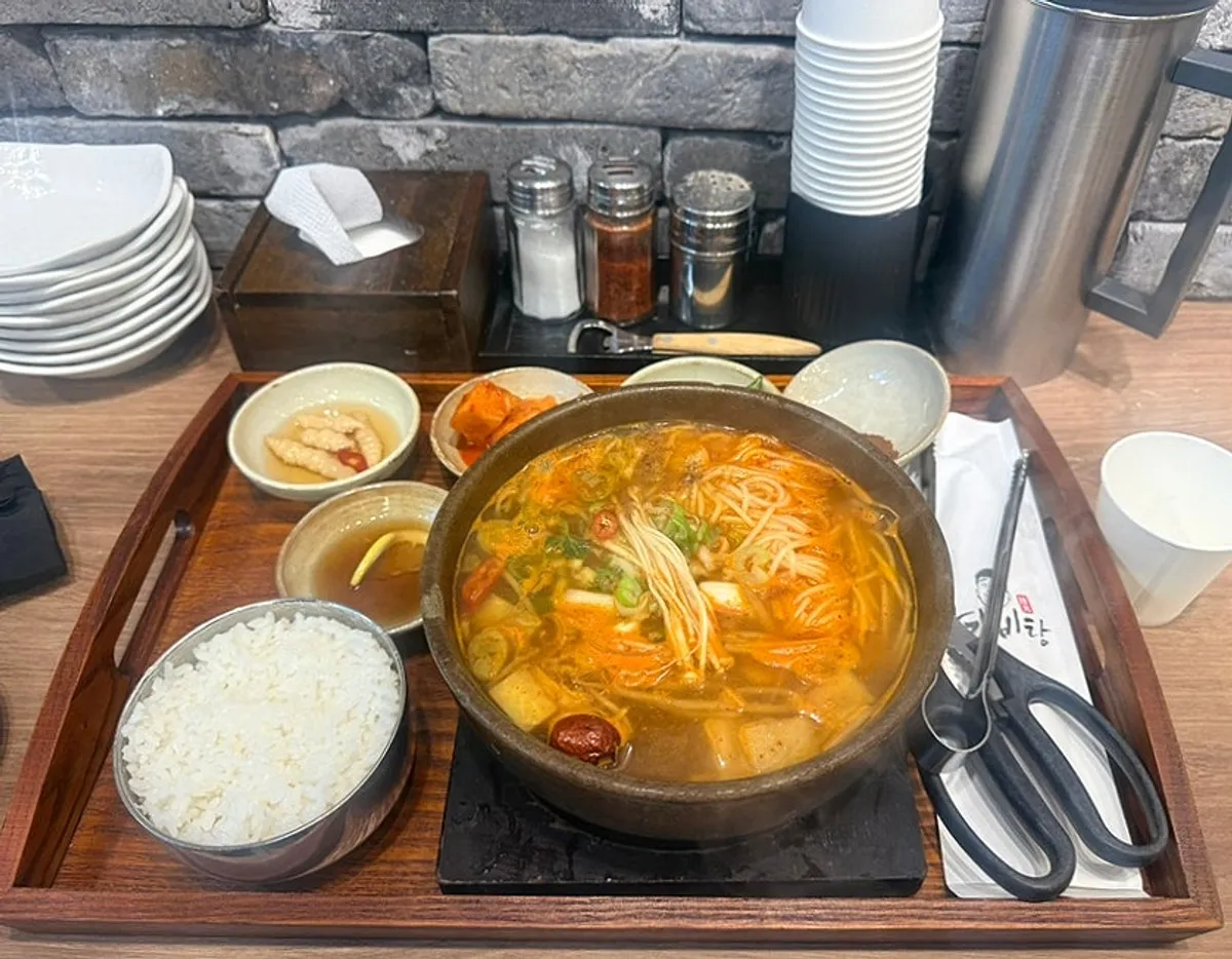 A stone bowl of gang galbitang packed with meat