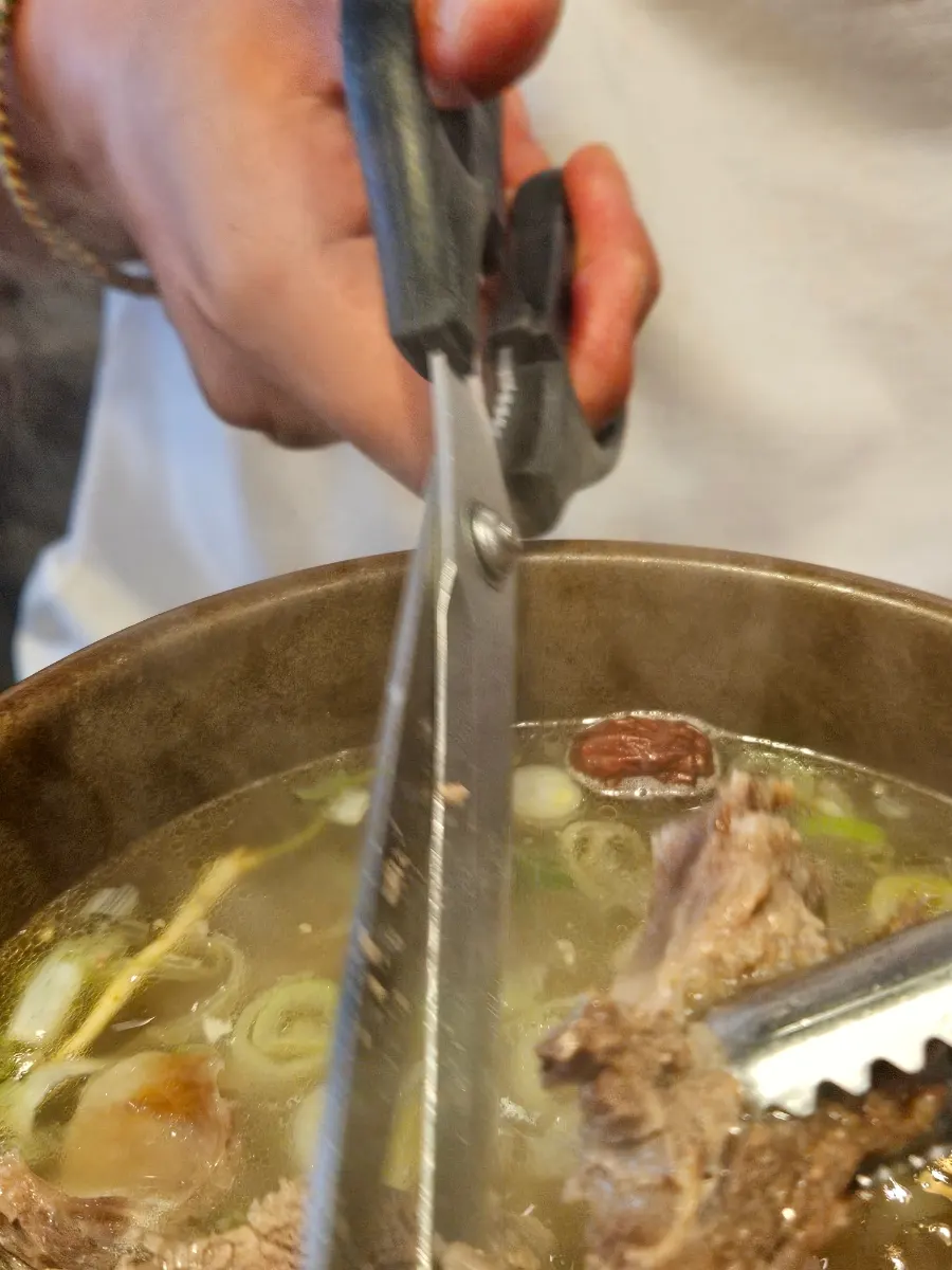 셀프바 커피 머신과 제빙기