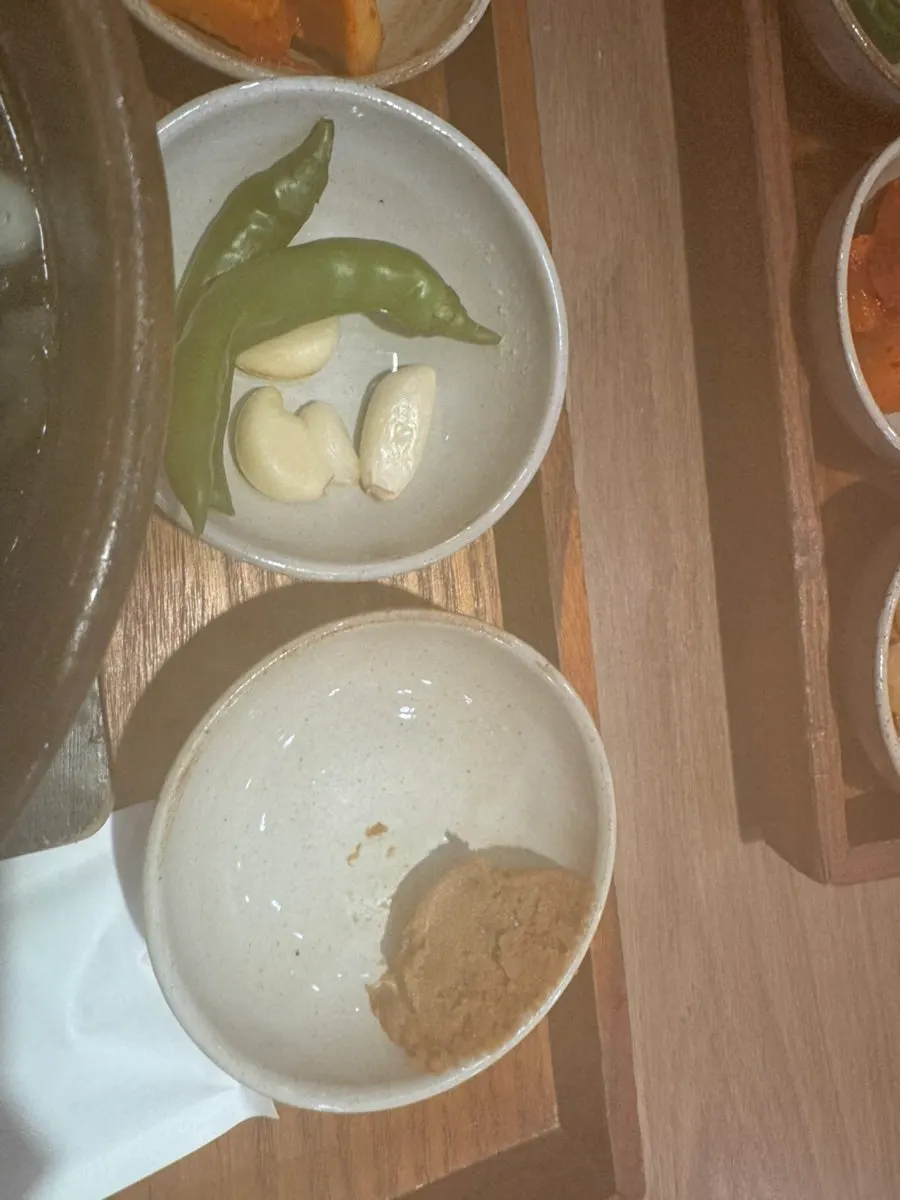 A final spoonful of galbitang broth