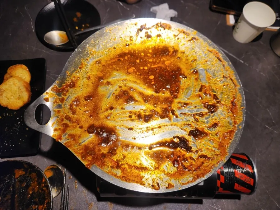 O-Dae-Bal plate emptied to the bottom