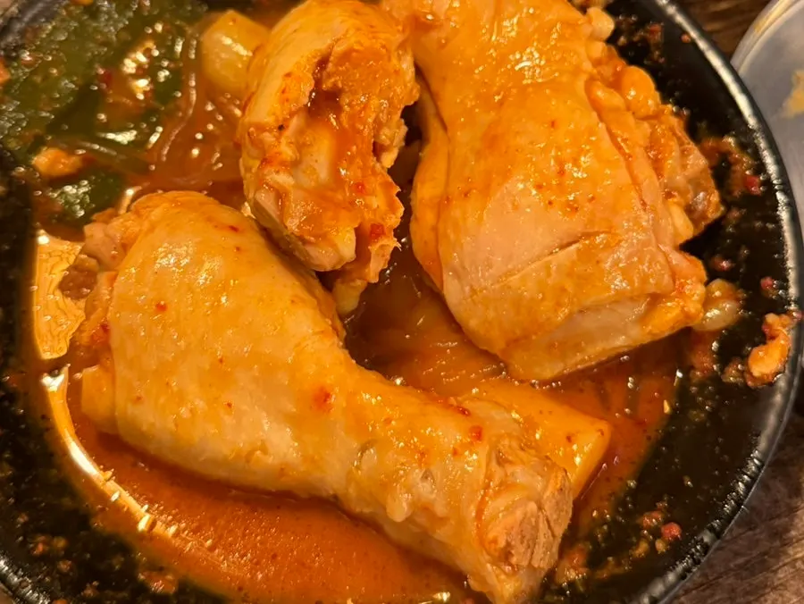 매콤 칼칼한 닭도리탕 국물 클로즈업