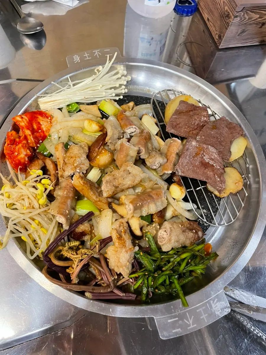 Mixed gopchang platter for two with gopchang and yeomtong