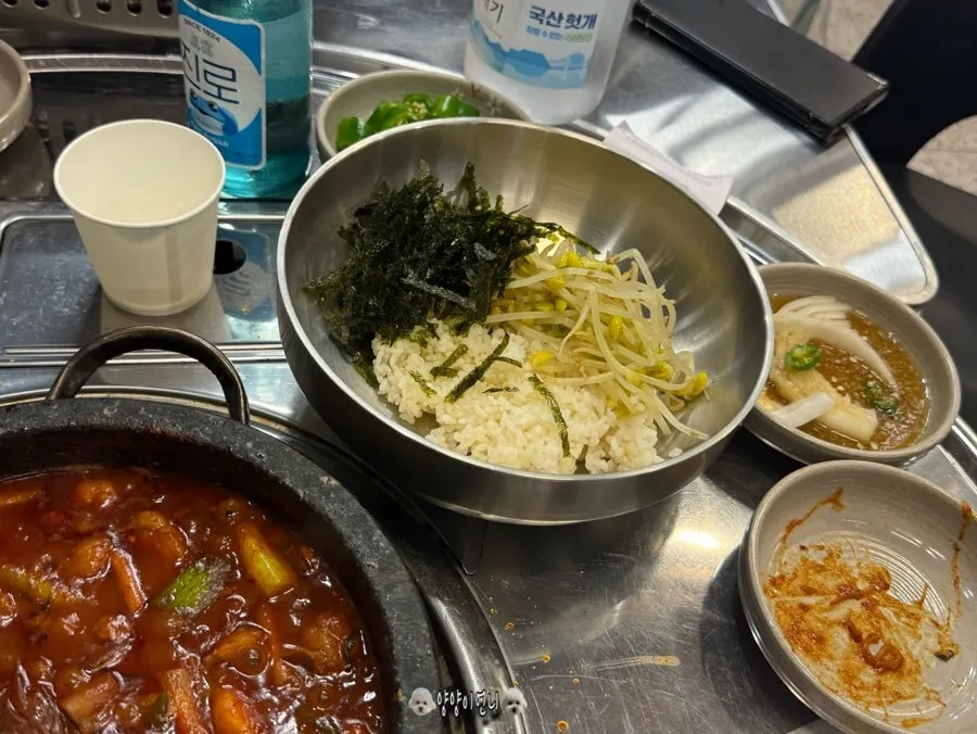 Grilled gopchang cut and prepared by staff