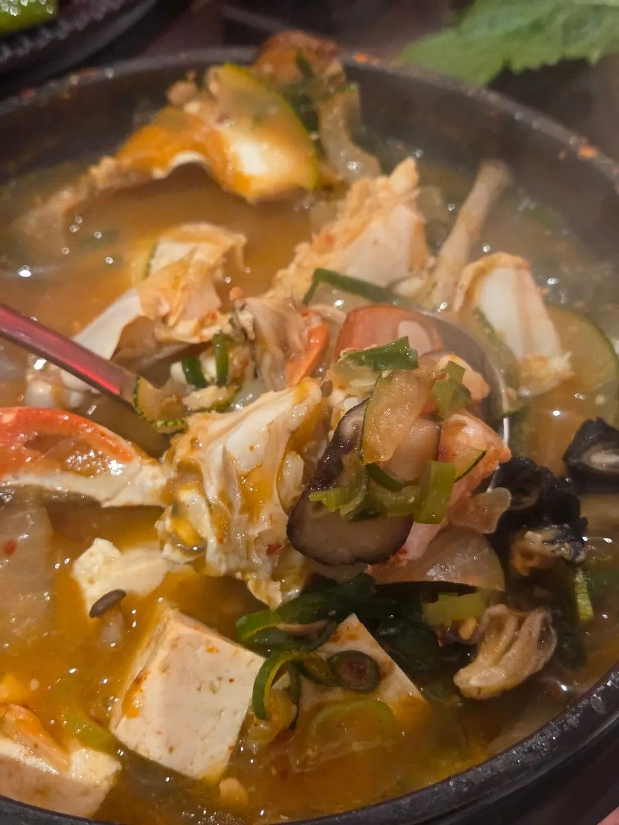 Hwang doenjang crab stew with crab