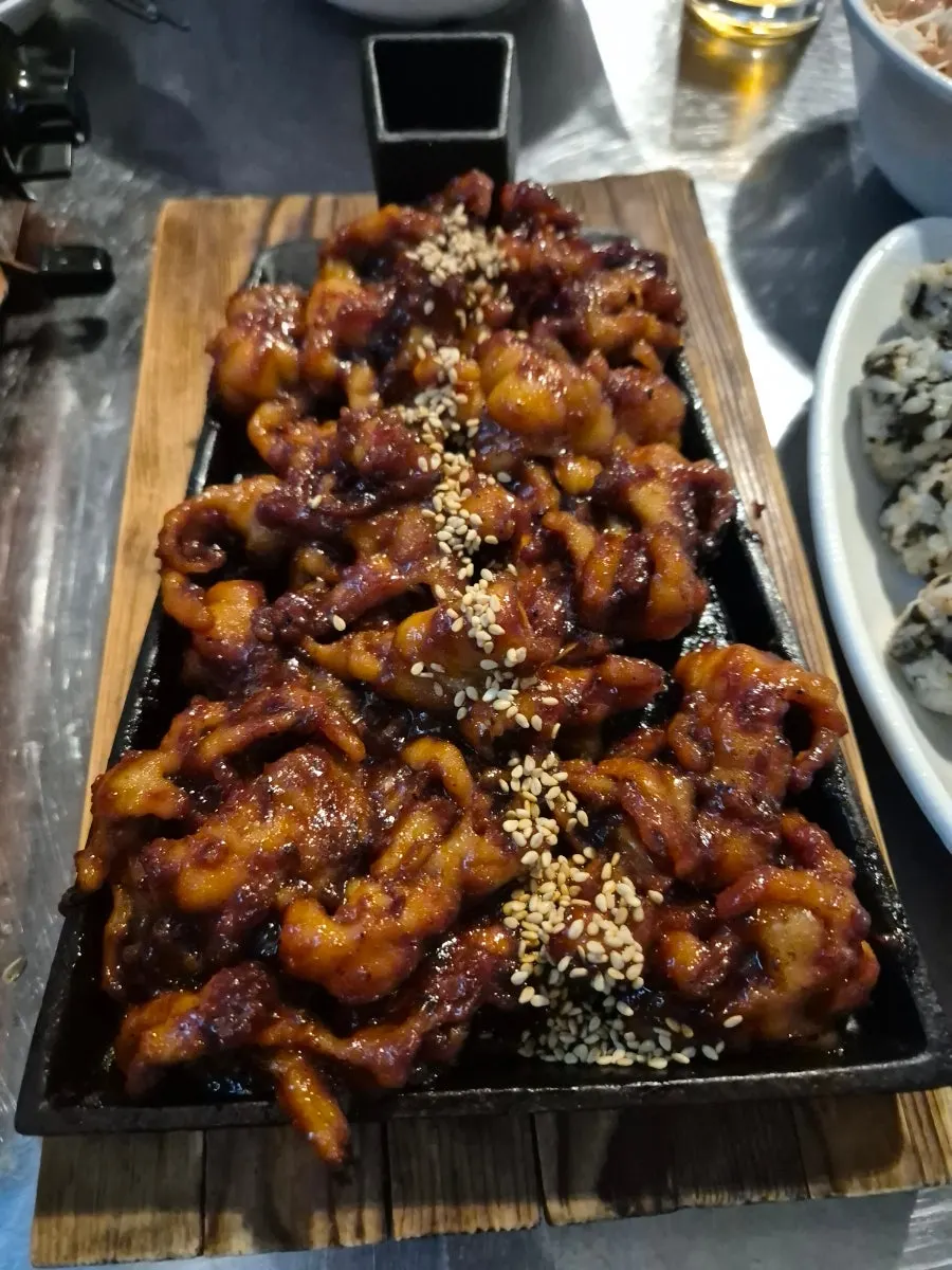 통통한 바지락 건져 올린 모습