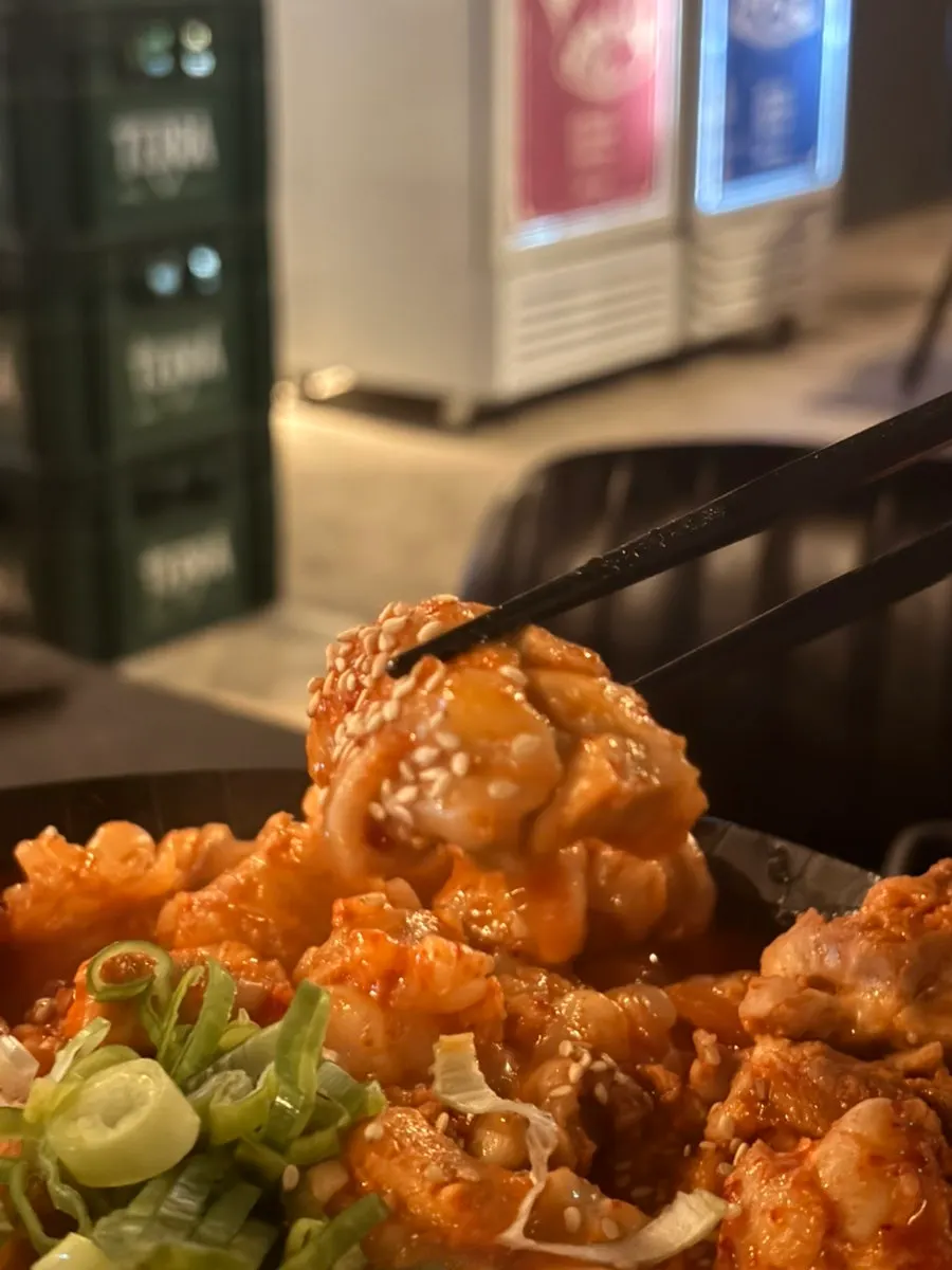 Boneless chicken in kimchi daedoritang