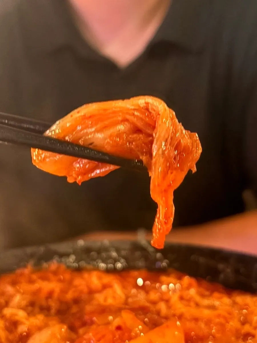 Beef intestine and boneless chicken in kimchi daedoritang
