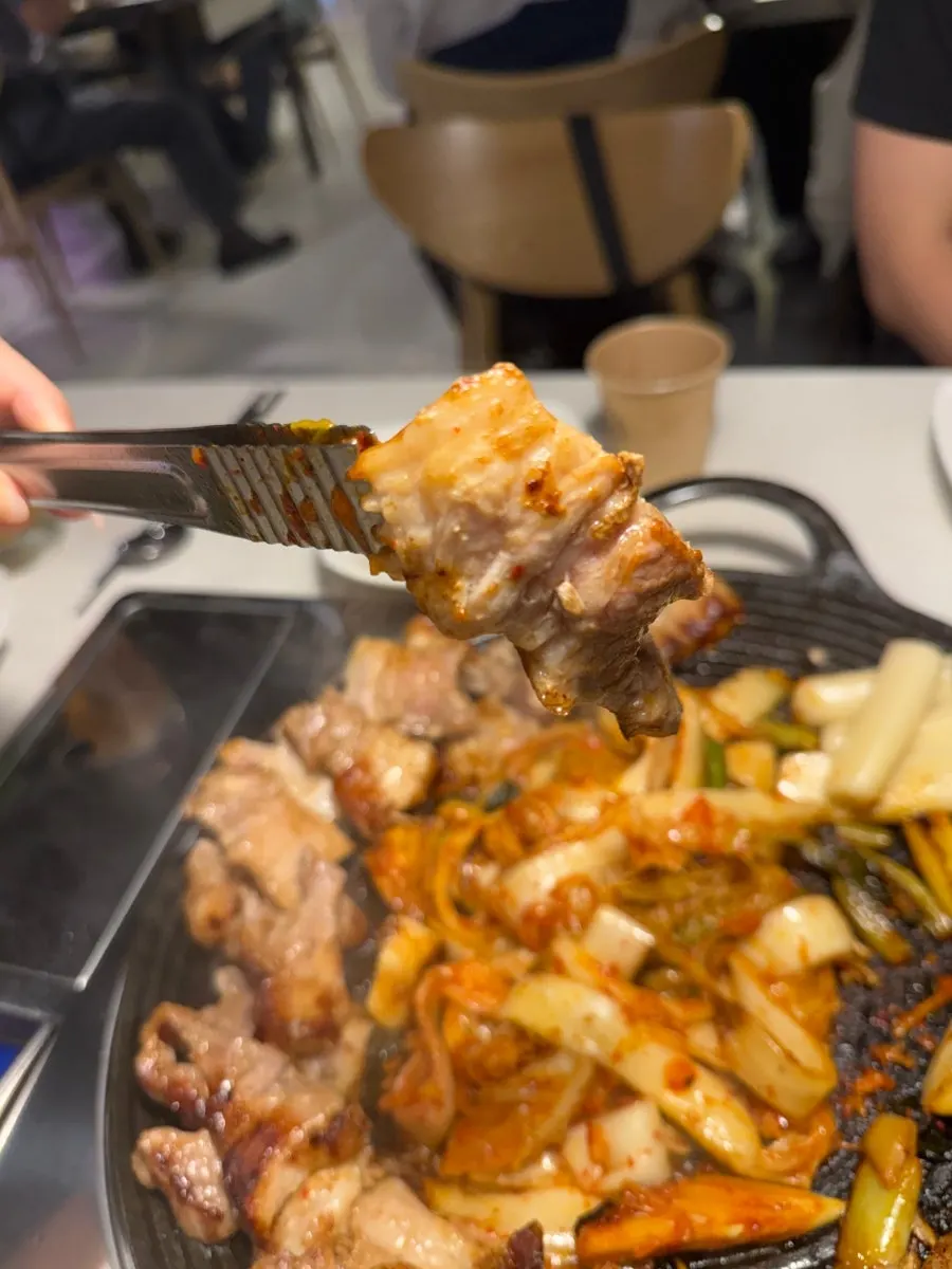 맛김치삼겹살 3~4인 한판 구성