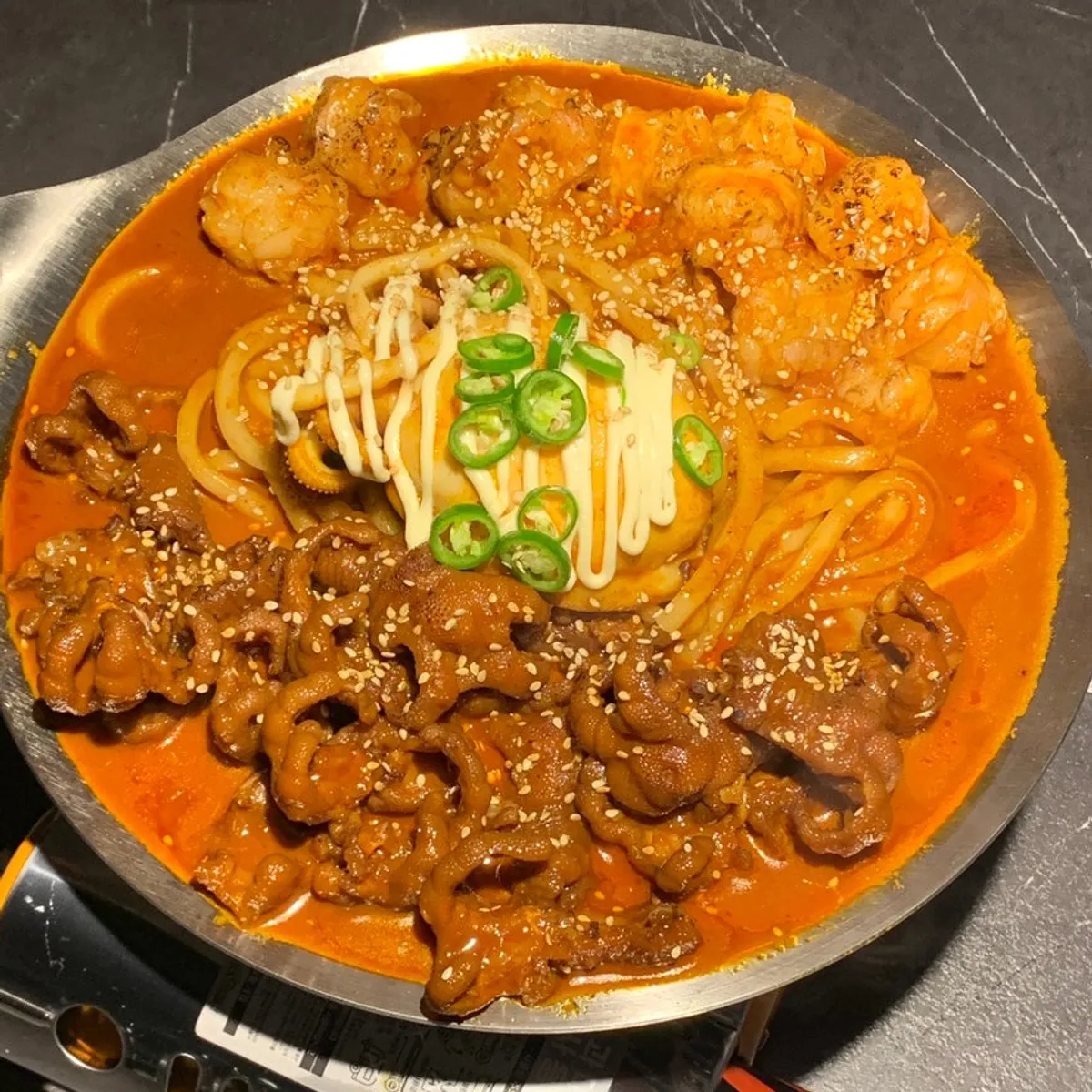 Main shot of the O-Dae-Bal platter at Yuumangju Seomyeon Branch